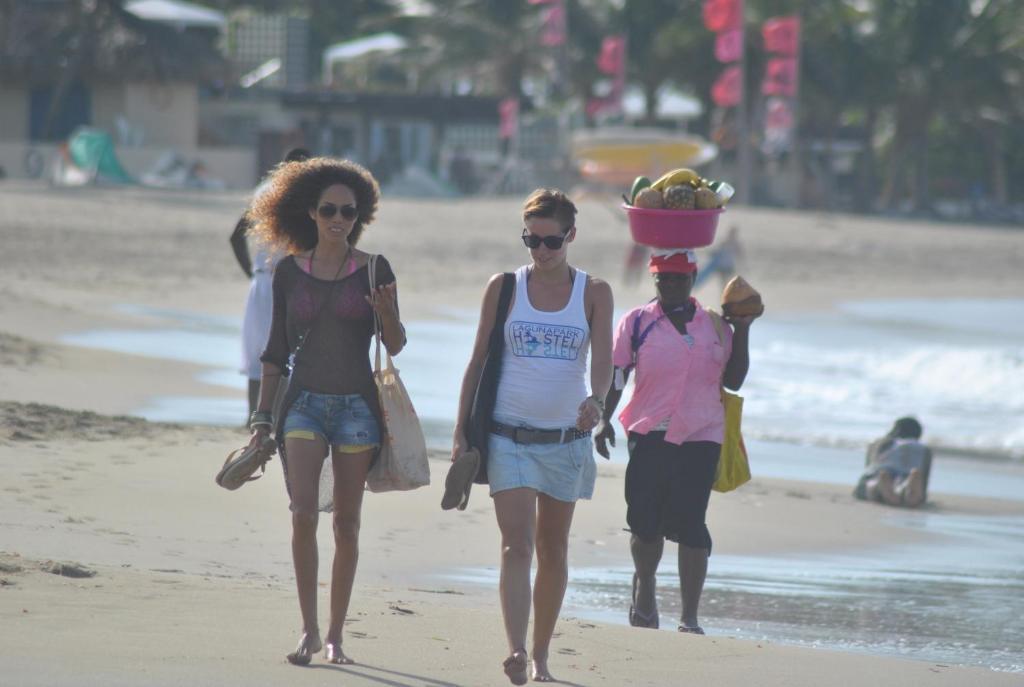 Cabarete Surf Camp Hotel Buitenkant foto