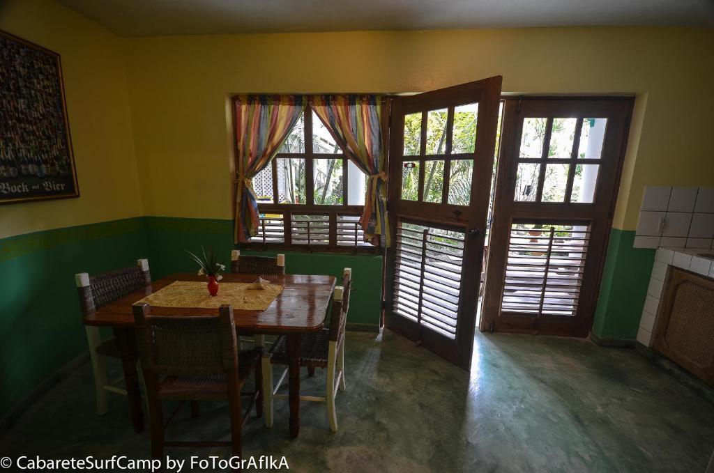 Cabarete Surf Camp Hotel Buitenkant foto